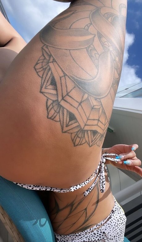 Photo nue de fuite OnlyFans de Suikomu