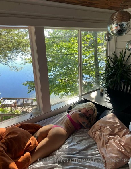 Photo nue de fuite OnlyFans de Emilysedonafree