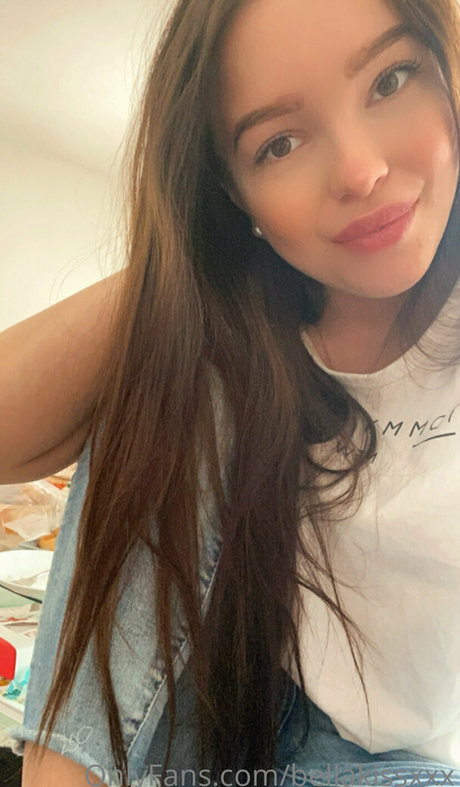 Photo nue de fuite OnlyFans de Bellakissxxx