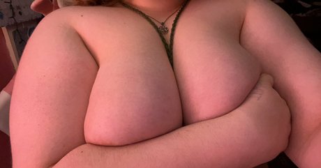 Slxttynicole