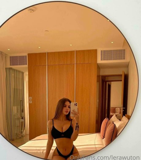 Photo nue de fuite OnlyFans de Lerawuton