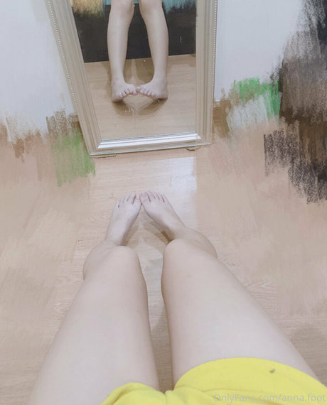Photo nue de fuite OnlyFans de Munchkinannafree