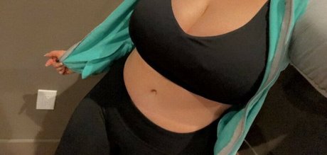 Photo nue de fuite OnlyFans de Rozzyrozzzz
