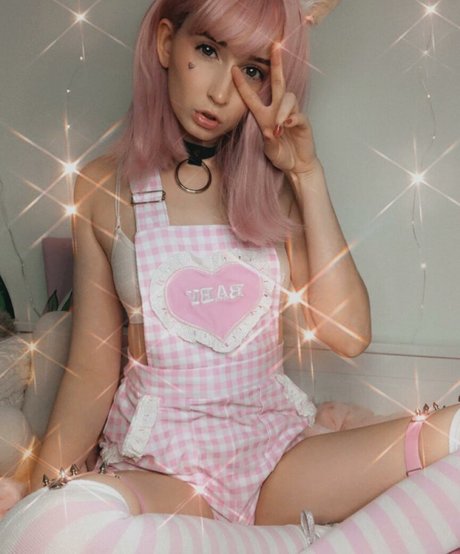 Photo nue de fuite OnlyFans de Kira Bee