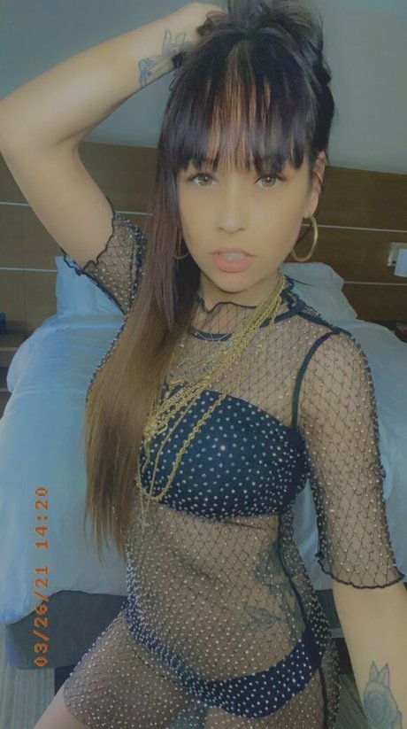 Photo nue de fuite OnlyFans de Enticingbeauty