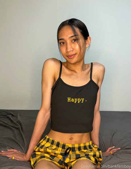 Photo nue de fuite OnlyFans de Bankfemboy