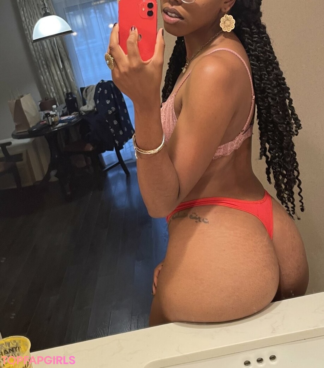 Photo nue de fuite OnlyFans de Asokahxxx #20 Photo nue de fuite OnlyFans de Asokahxxx #20