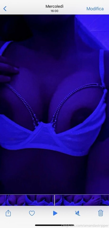 Photo nue de fuite OnlyFans de Amandastripper