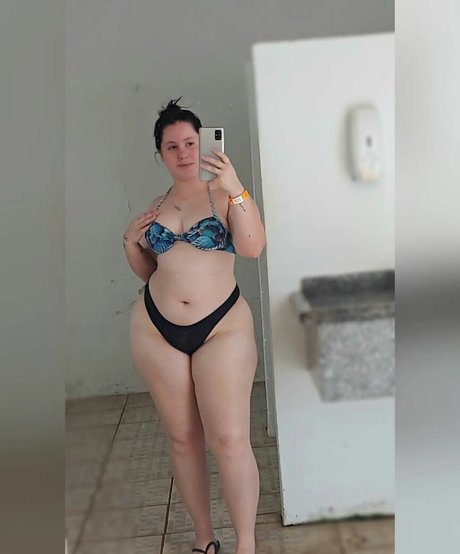 Photo nue de fuite OnlyFans de Ketlimisaadc