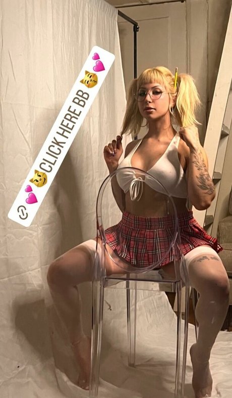 Photo nue de fuite OnlyFans de Honeydipxxx