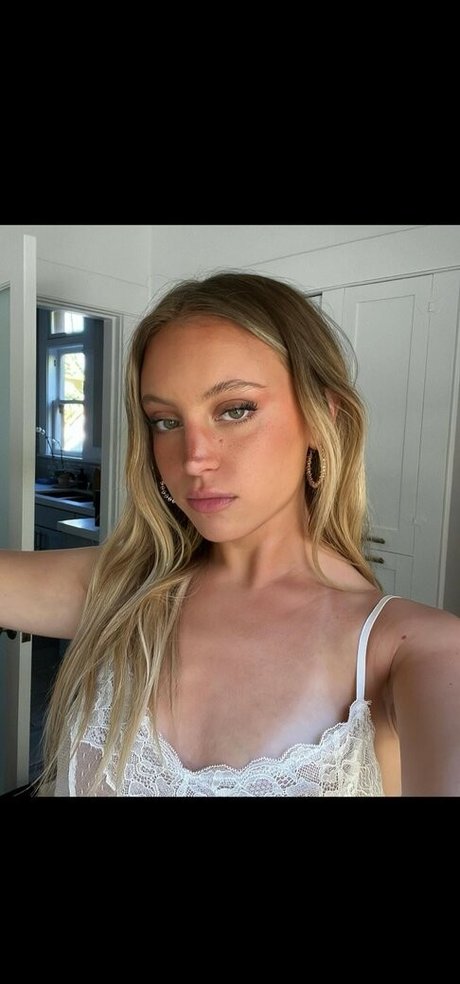 Photo nue de fuite OnlyFans de Riley Hubatka