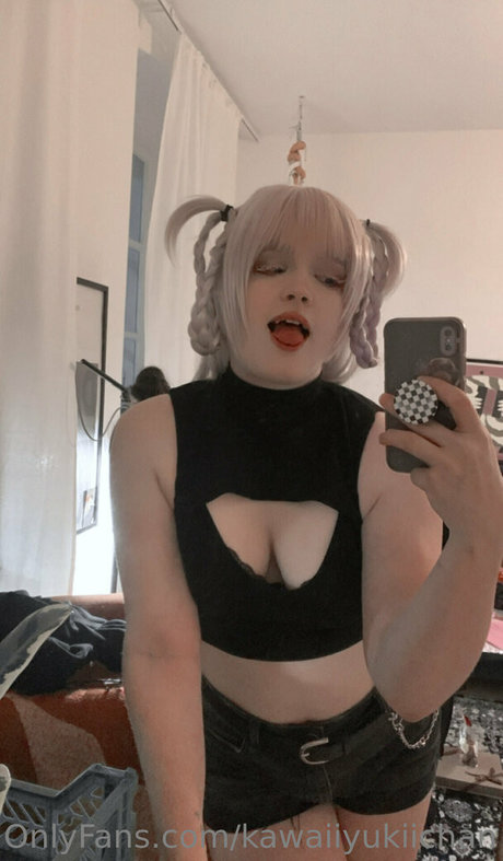 Photo nue de fuite OnlyFans de Kawaiiyukiichan