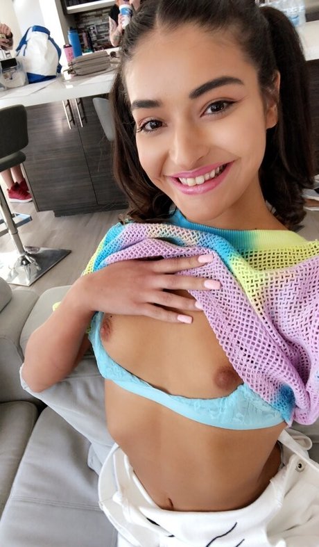 Emilywillisxxx
