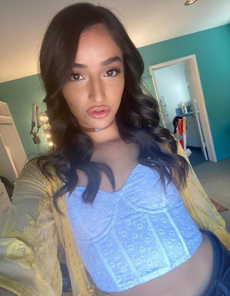Photo nue de fuite OnlyFans de Emilywillisxxx