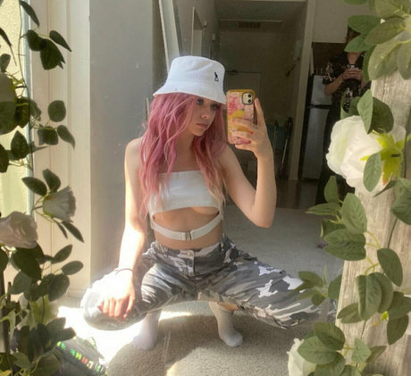 Photo nue de fuite OnlyFans de Justinefans