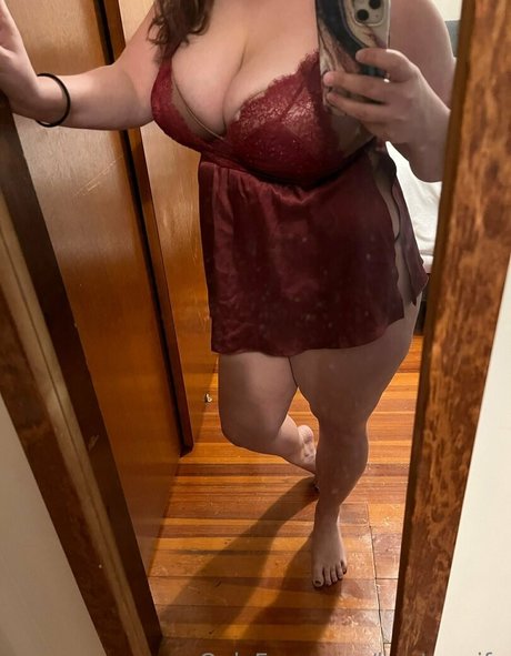 Photo nue de fuite OnlyFans de Bustywife