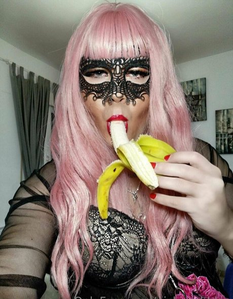 Photo nue de fuite OnlyFans de Nickipebbles