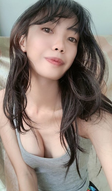 Photo nue de fuite OnlyFans de Yurie Heart