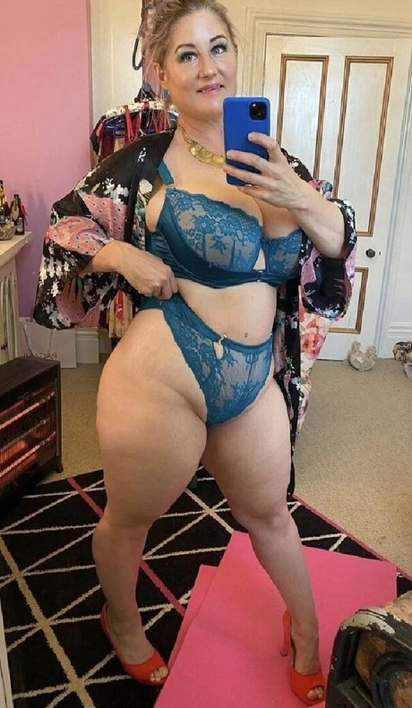 Meganfortyfit