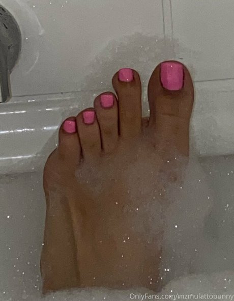 Photo nue de fuite OnlyFans de Mzmulattobunny