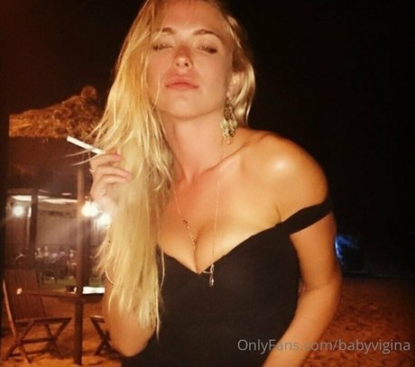Photo nue de fuite OnlyFans de Babyvigina