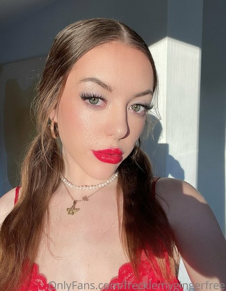 Photo nue de fuite OnlyFans de Gingerfrecklesfree