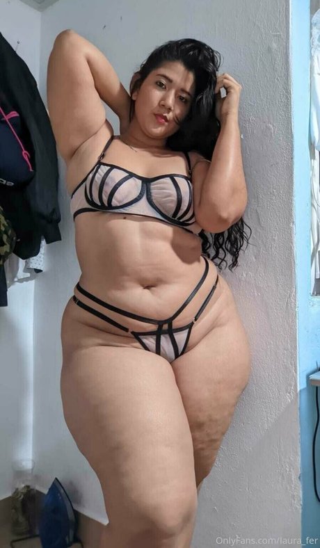 Photo nue de fuite OnlyFans de Laurafer