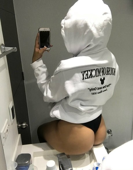 Photo nue de fuite OnlyFans de Lopeztronauta