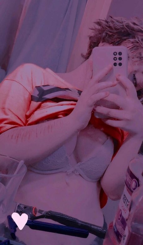 Photo nue de fuite OnlyFans de Xionkoroleva