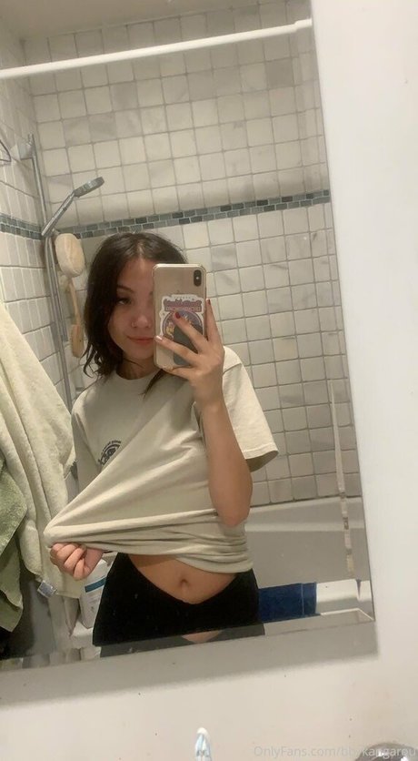 Photo nue de fuite OnlyFans de Bbykangarou