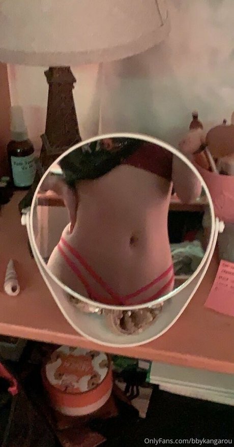 Photo nue de fuite OnlyFans de Bbykangarou