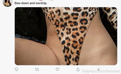 Photo nue de fuite OnlyFans de Femdom