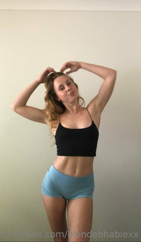 Photo nue de fuite OnlyFans de Blondebhabiexx