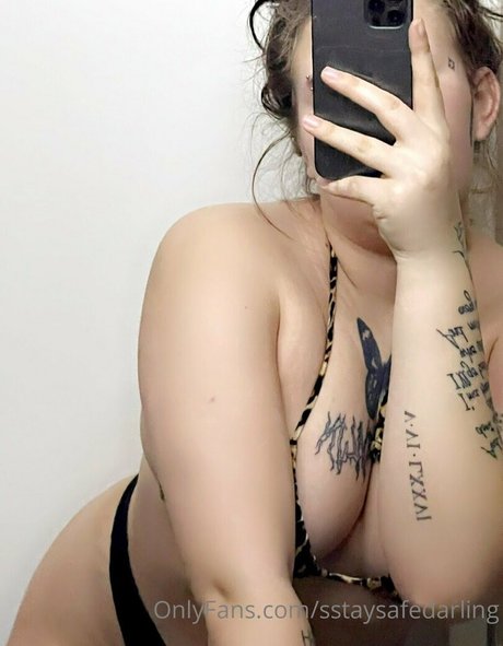 Photo nue de fuite OnlyFans de Sstaysafedarling