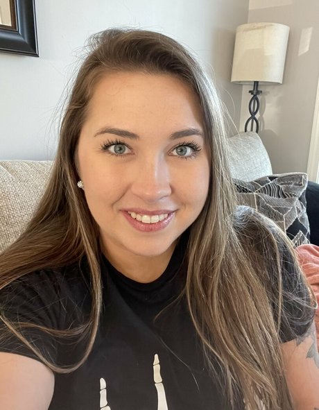 Photo nue de fuite OnlyFans de Hannah Jacobs