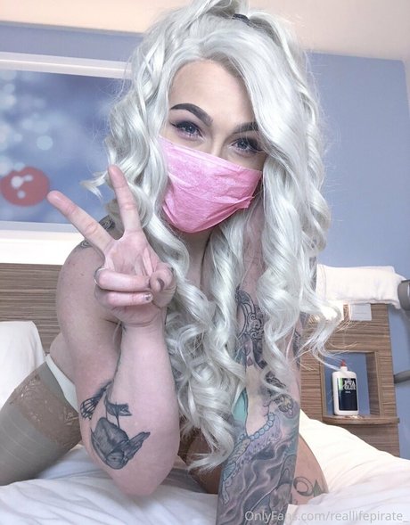 Photo nue de fuite OnlyFans de Naughtynaturalnova