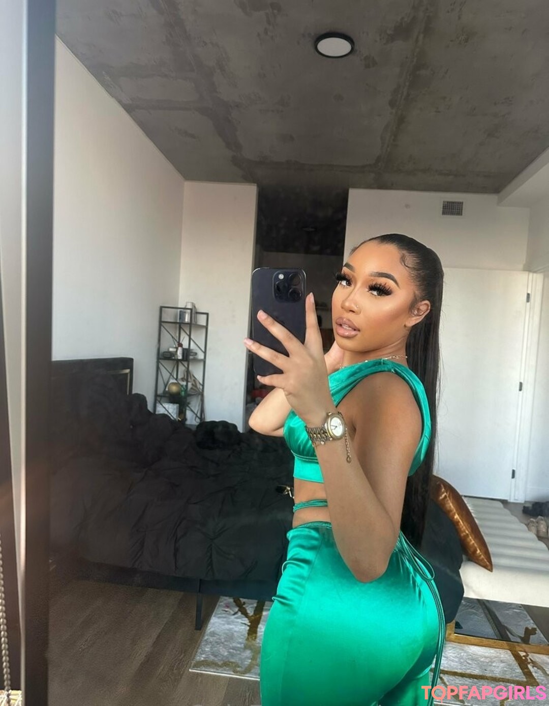 Photo nue de fuite OnlyFans de Bubble Booty #1049