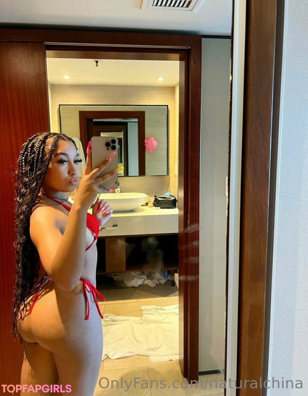 Photo nue de fuite OnlyFans de Bubble Booty #1050