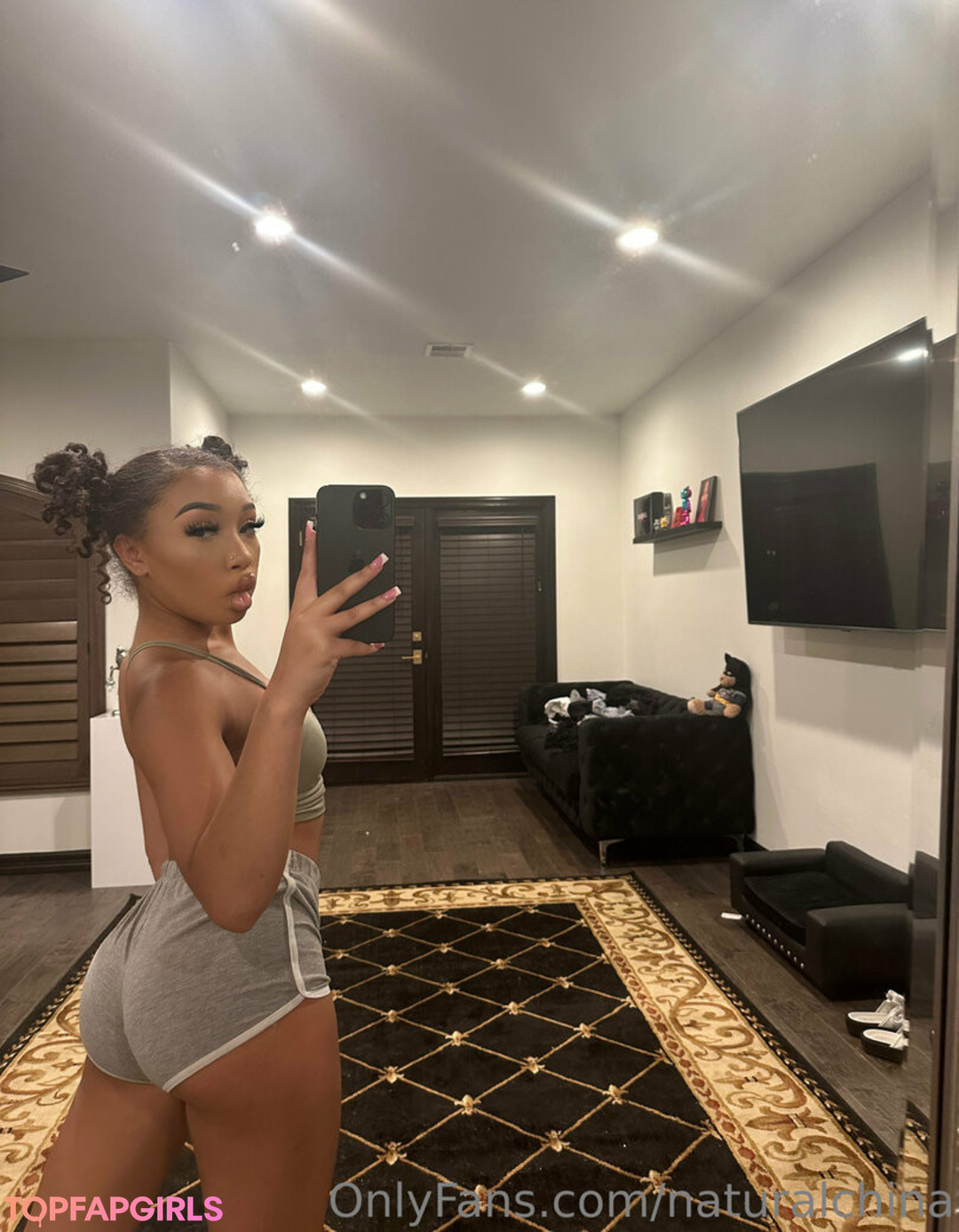 Photo nue de fuite OnlyFans de Bubble Booty #1268