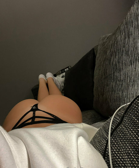 Photo nue de fuite OnlyFans de Olivia Tollesson