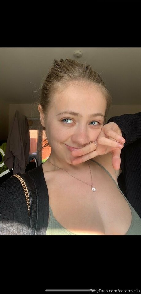 Photo nue de fuite OnlyFans de Cara Arabella