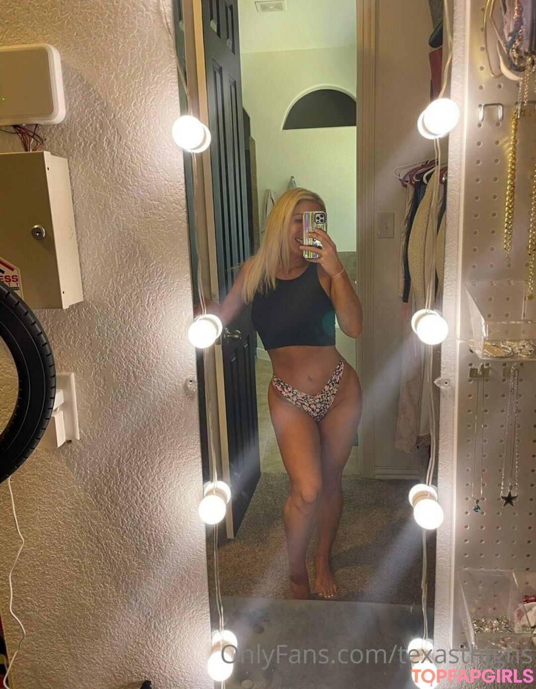 Photo nue de fuite OnlyFans de Texasthighs #1998