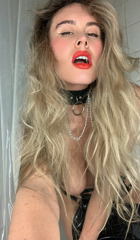 Photo nue de fuite OnlyFans de Bad Lou Lou