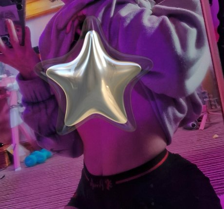 Photo nue de fuite OnlyFans de Zureeal
