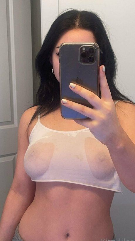 Lily B