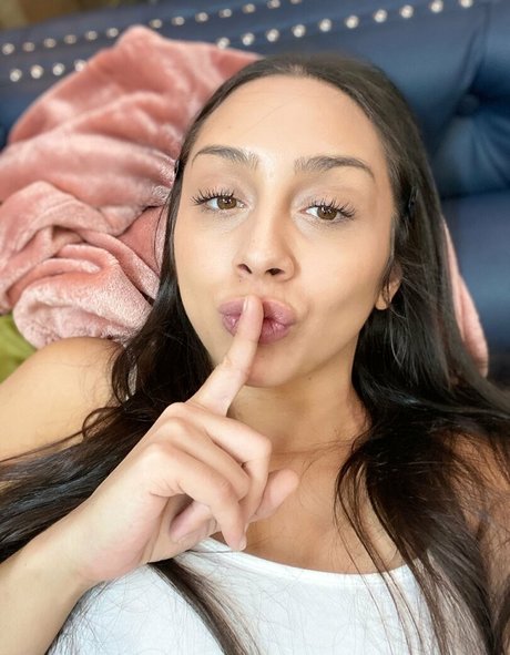Photo nue de fuite OnlyFans de Reallillyhallxx