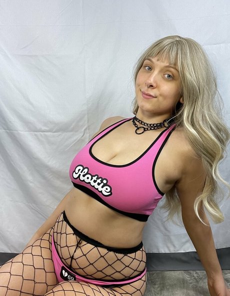 Photo nue de fuite OnlyFans de Thickibellafree