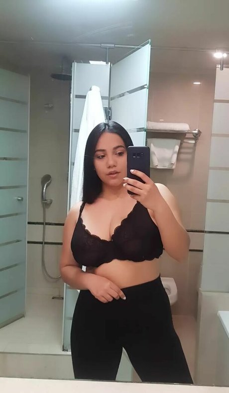 Photo nue de fuite OnlyFans de Toomuchtumbao