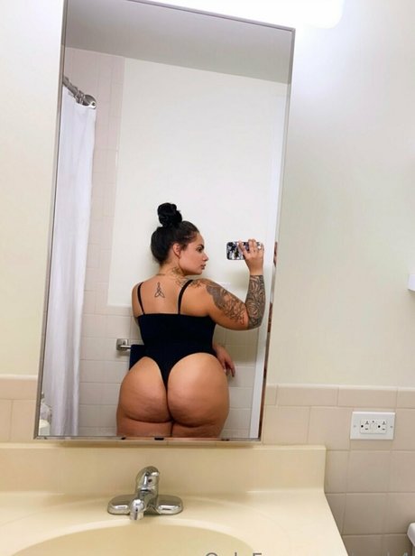 Photo nue de fuite OnlyFans de Syrk4
