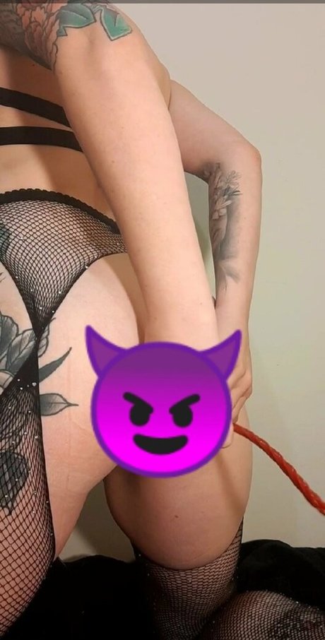 Photo nue de fuite OnlyFans de Suicidekittenxo